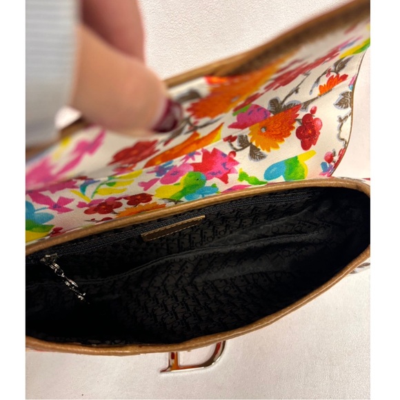 Christian Dior Saddle Bag - Picture 6 of 8
